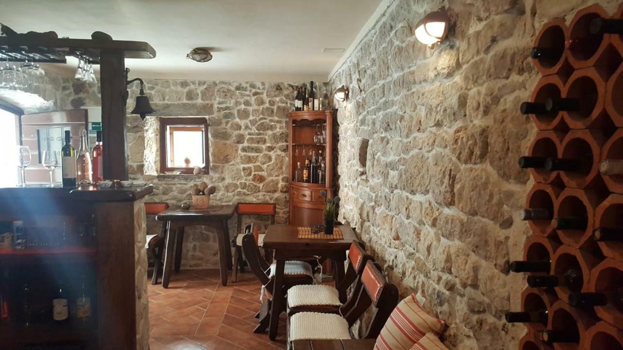 Vila Skrlec Baška Voda Kültér fotó